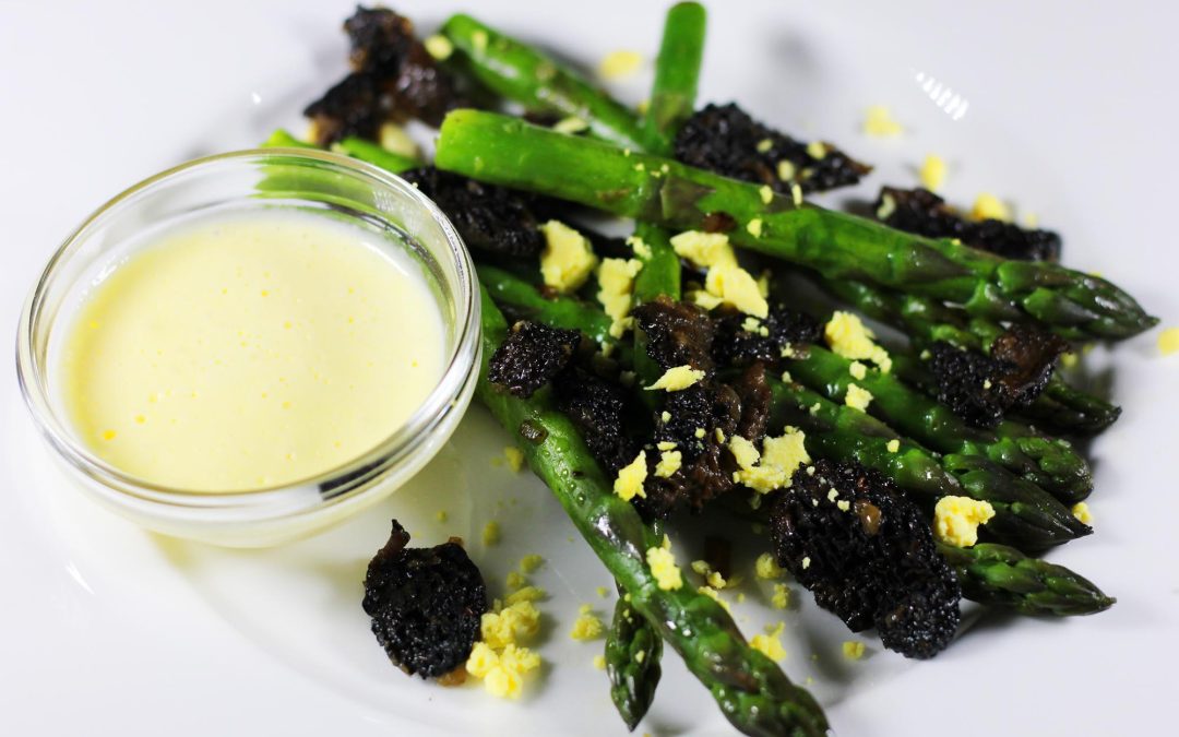 Morels Mushrooms and Asparagus with Hollandaise Sauce
